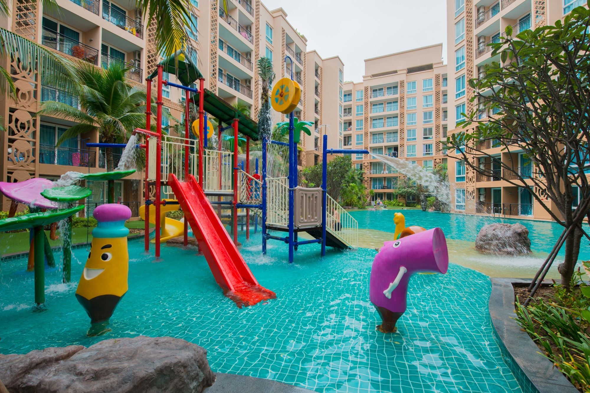Atlantis Pattaya High Service Джомтьен Экстерьер фото